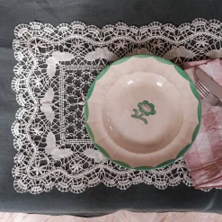 Dækkeserviet • Kniplet • Sommerfugl • Creme