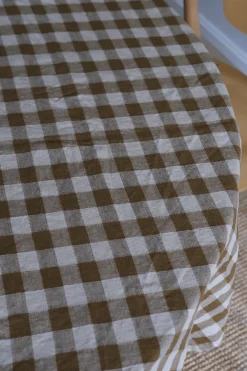 Dug • Hør • 170 x 350 cm • Brune Tern