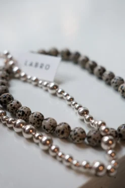 Halskæde • Håndlavet • Halvædelsten • Dalmatiner