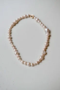 Halskæde • Håndlavet • Perle • Ferskvandsperler