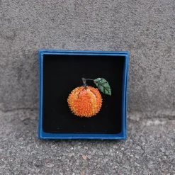 Håndbroderet Broche • Appelsin