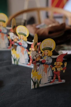 Julepynt • Papirguirlande • Lucia