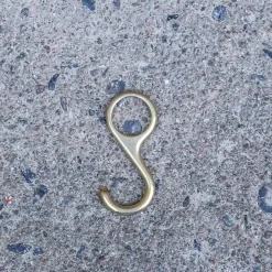 Lukket Krog • Messing