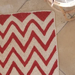 Måtte • Chevron • 46 x 120 cm • Rød