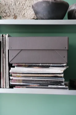 Opbevaringskasse • ELVO x DORA • Grå • A4 høj