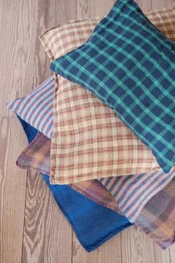 Pudevår • Hør • 50x50 cm • Tartan Sienne Vert