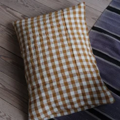 Pudevår • Hør • 50x70 cm • Vichy Moyen Curcum • Sennep Tern