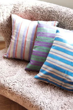 Silkepude • Håndvævet Råsilke • 50x50• Lilla, Rød og Grå • Strib