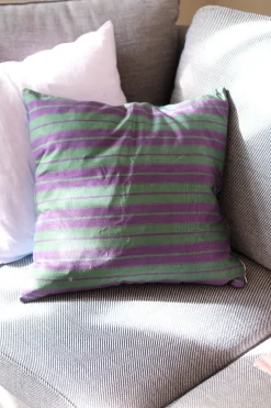 Silkepude • Håndvævet Råsilke • 50x50 • Lilla og Grøn • Strib