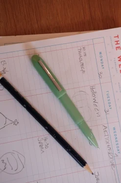 Stiftblyant • Med låg • Mint