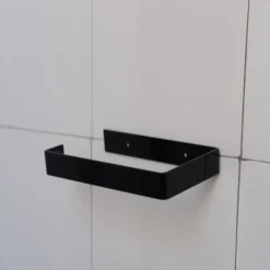 Toiletrulleholder • Metal • Sort