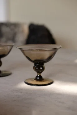 Vintage • Glas med fod • Champagne • Røgfarvet